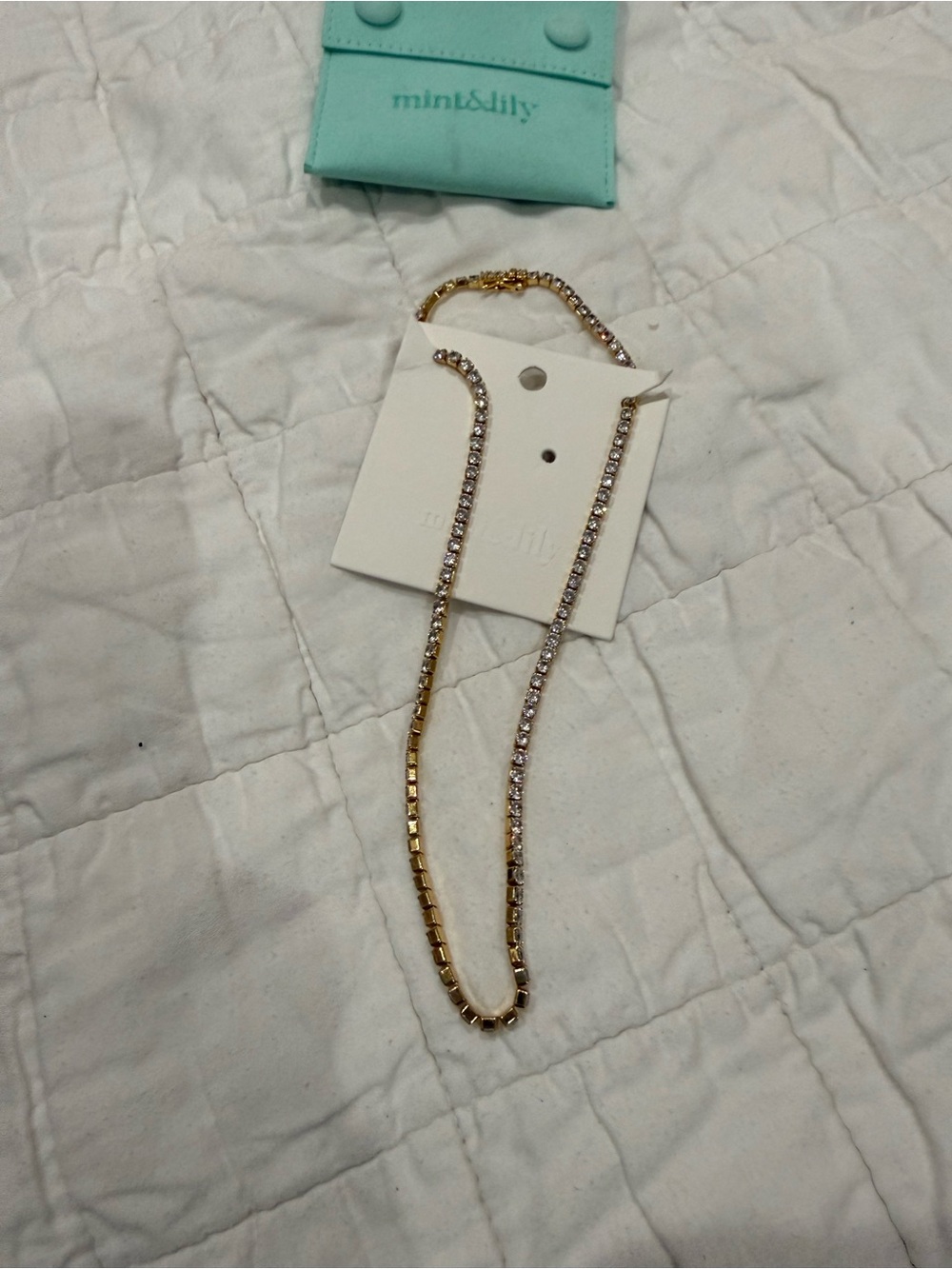 Mint & Lily Gold Crystal Tennis Necklace - Sparkling Gold 3mm beautiful